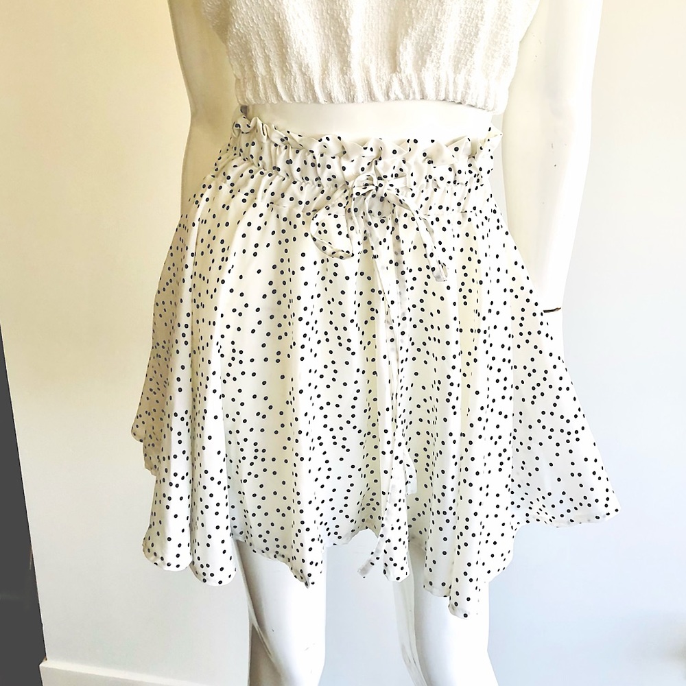 🔹NEW🔹polka dot pattern high waist pleated skirt